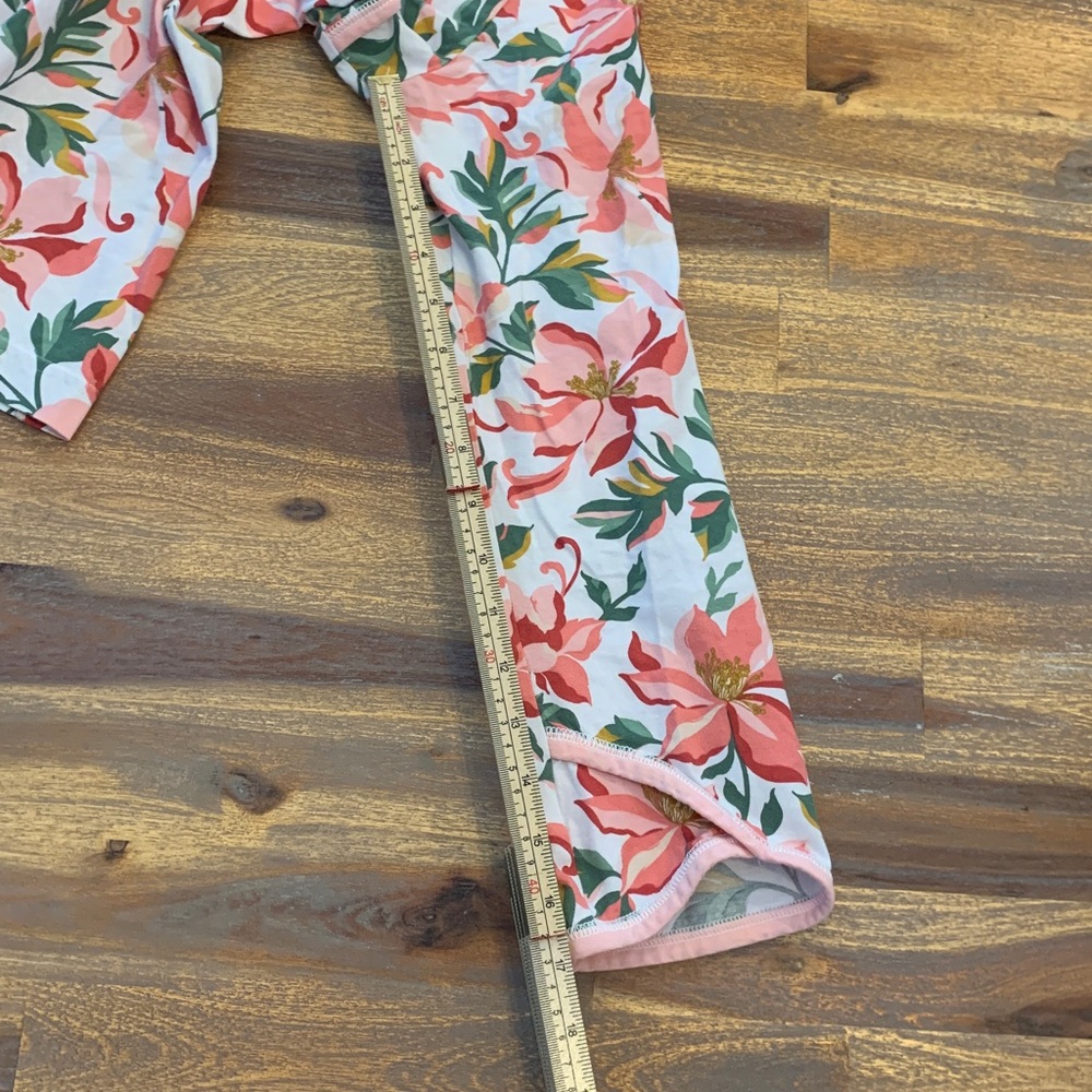 Garnet Hill Asian Wrap floral pajamas. Size small. - Picture 6 of 16